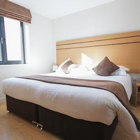 Crompton House Apartments Edgware Eksteriør bilde